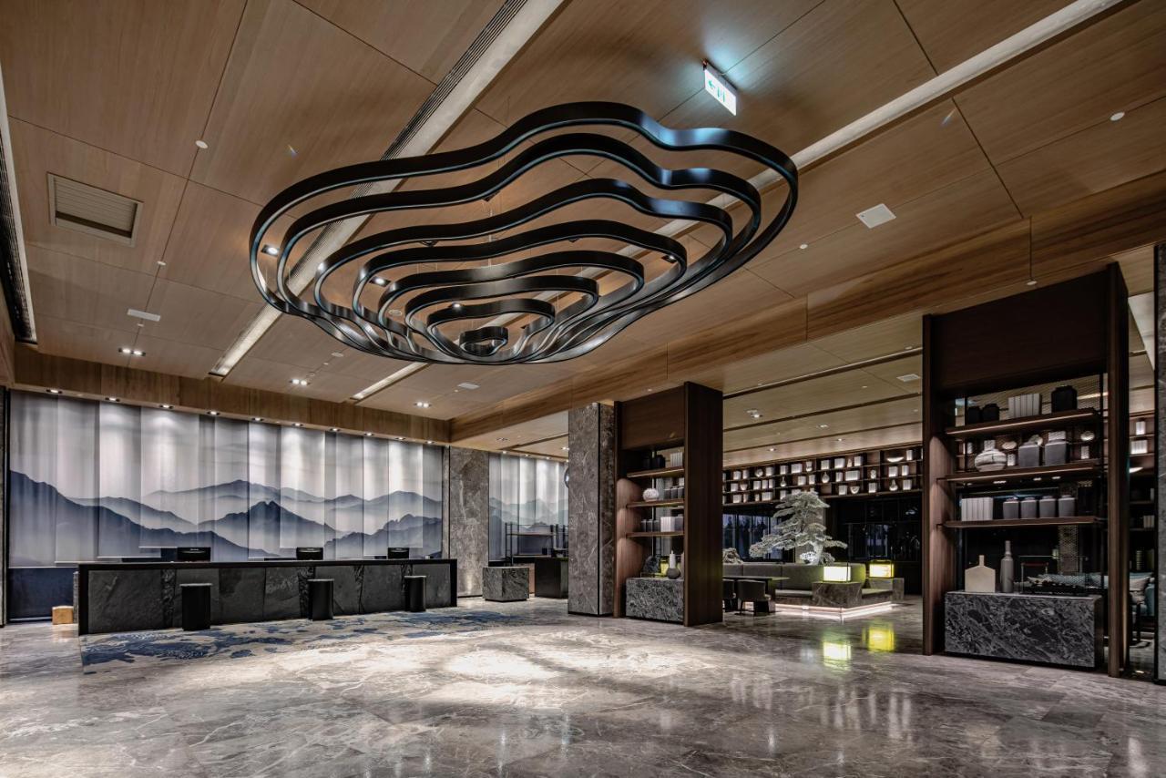 Lakeshore Hotel Hualien Taroko Shunan Екстериор снимка The lobby of the hotel