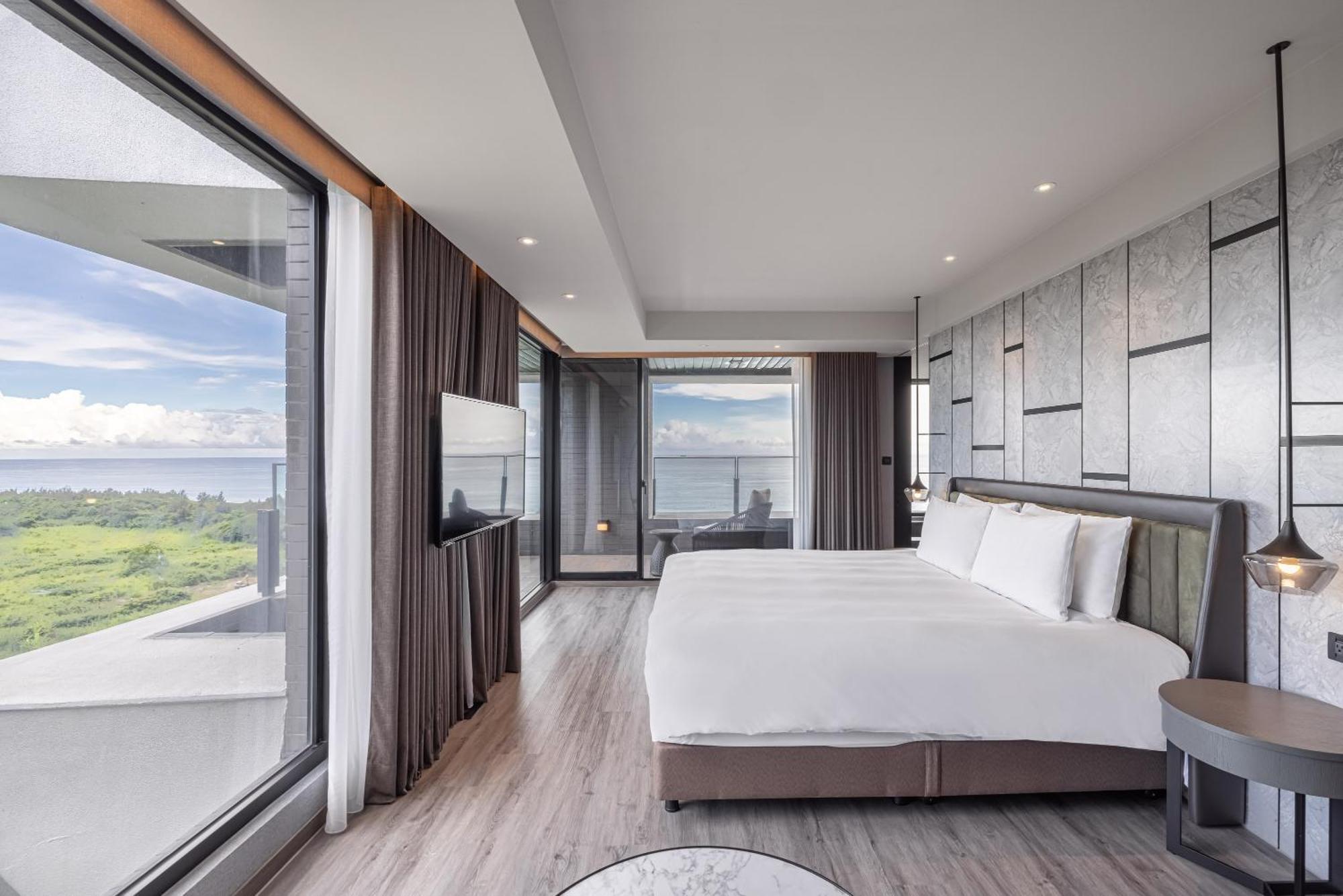 Lakeshore Hotel Hualien Taroko Shunan Стая снимка A bedroom at the hotel