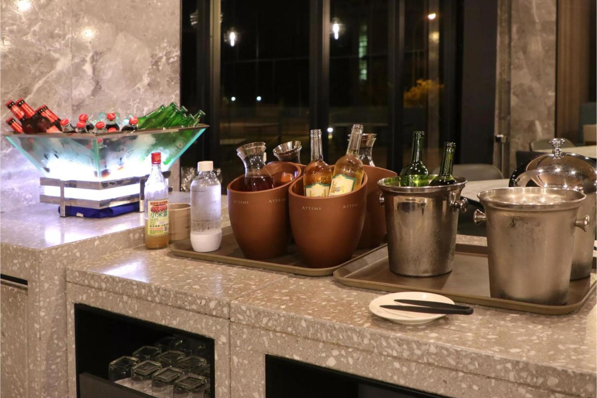 Lakeshore Hotel Hualien Taroko Shunan Екстериор снимка A salad bar at a hotel